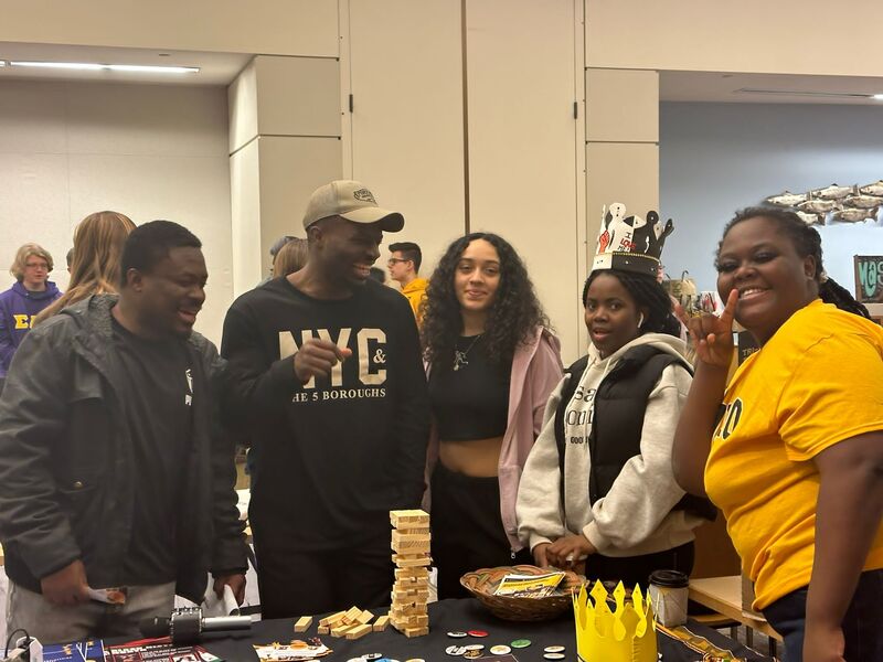 item thumbnail for Black Student Union students tabling at UIdaho events [05]