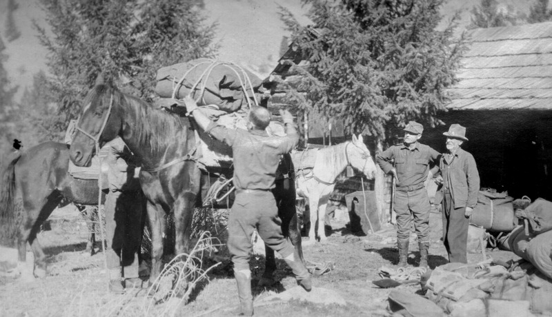 item thumbnail for Richard Rutledge throwing a diamond hitch, at the Lewis Lodge on Big Creek, Big Creek Ranger District