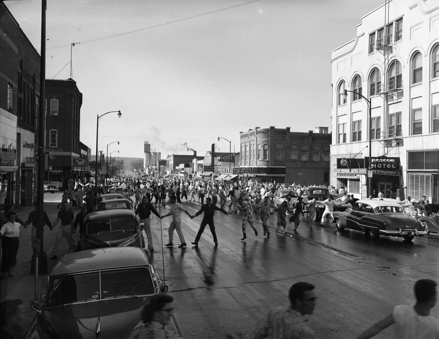 Homecoming game scenes at the University of Idaho [2] | Gem of the ...