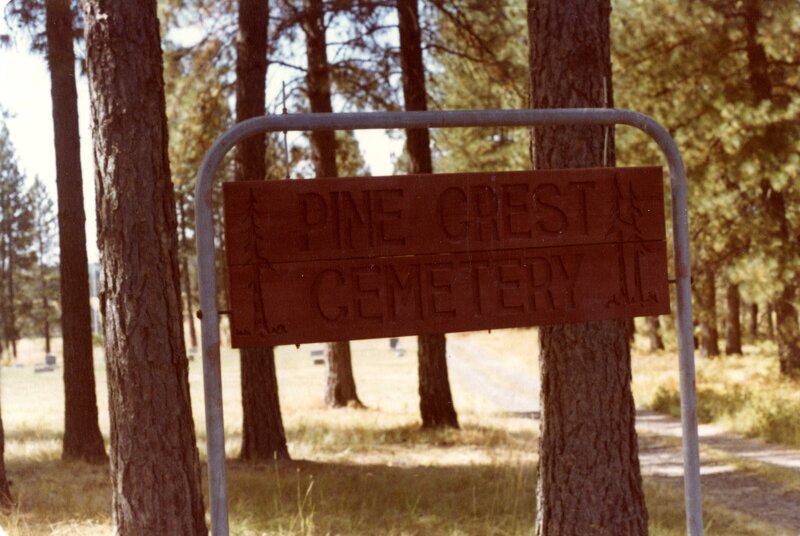 item thumbnail for Pine Crest Cemetery Sign