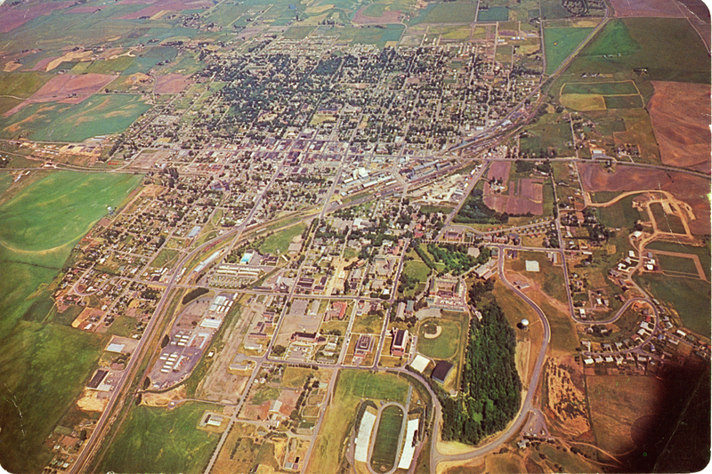 item thumbnail for Aerial view of Moscow, Idaho in color