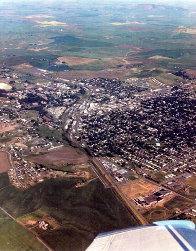 item thumbnail for Aerial view of Moscow, Idaho looking northwest