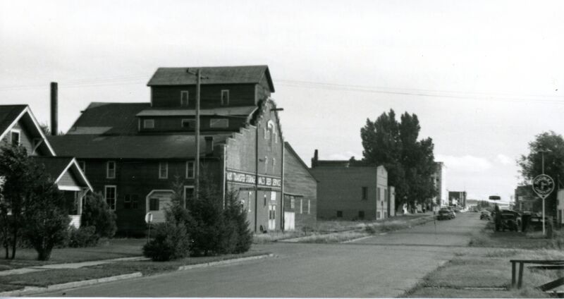 item thumbnail for Vinegar plant at C and N. Main Streets looking south