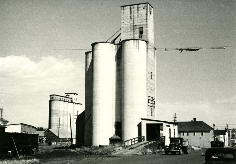 item thumbnail for Latah County Grain Growers elevators