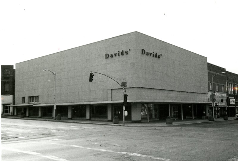 item thumbnail for Davids' store exterior in 1979