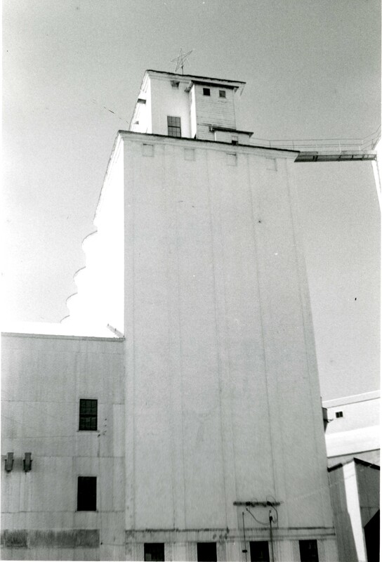 item thumbnail for Latah County Grain Growers Elevator