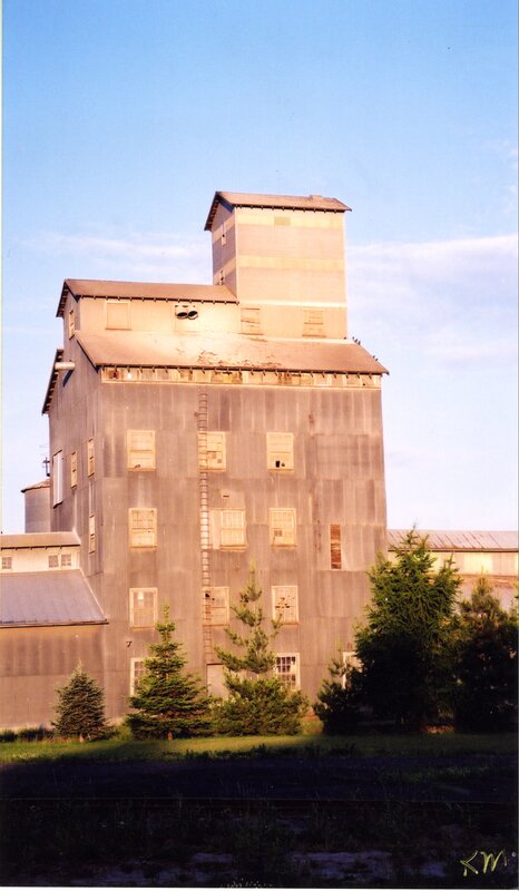 item thumbnail for Grain elevator