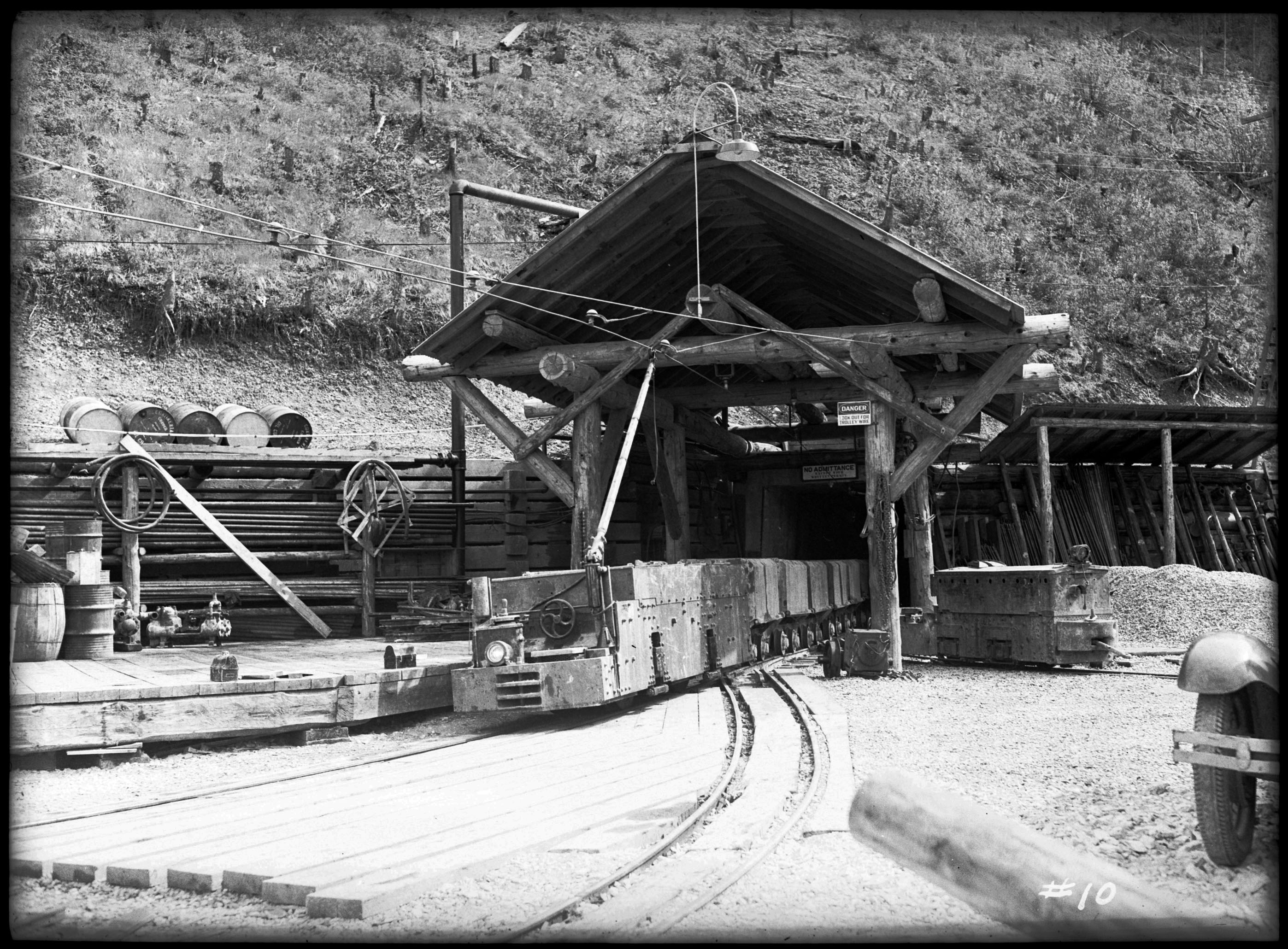 Mine entrance at Silver Summit [02] | George W. Tabor Photographs